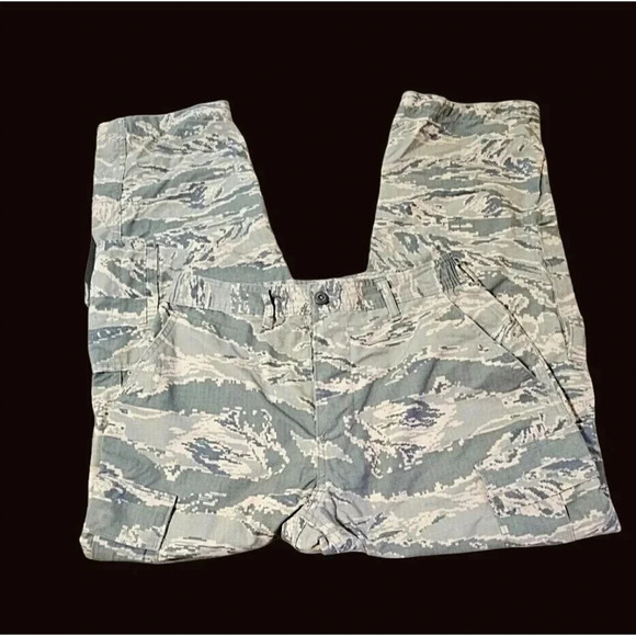 USAF Other - Genuine USAF Men's Utility Cargo Trousers Air Force Camo Pattern 30W x 3…